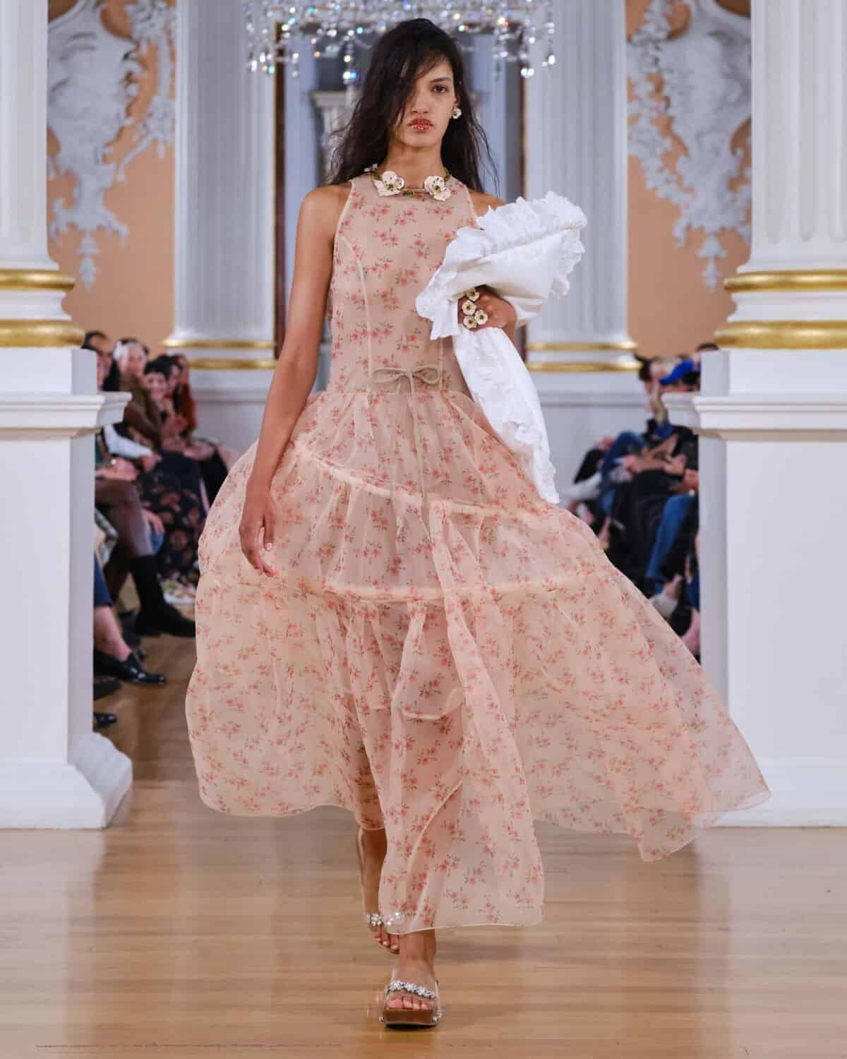 SIMONE ROCHA: READY-TO-WEAR SS26